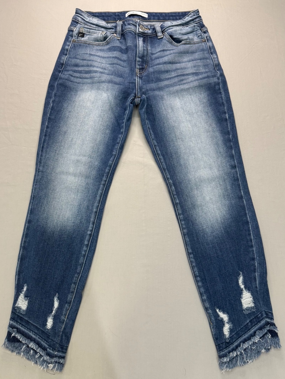 KanCan Jeans Women 29 Distress Cropped Straight Leg Frayed Hem Medium Wash Denim